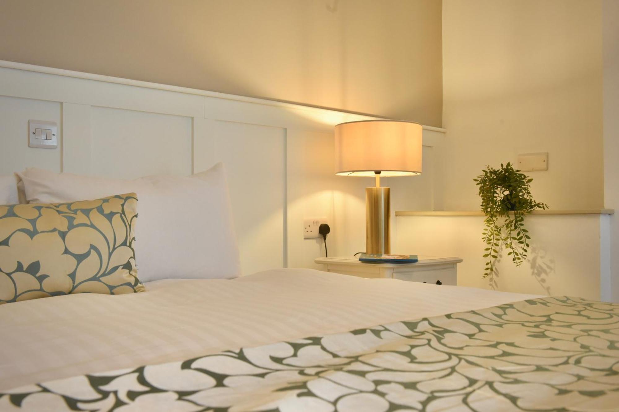 The Lough & Quay Accommodation Town Centre Warrenpoint Luaran gambar